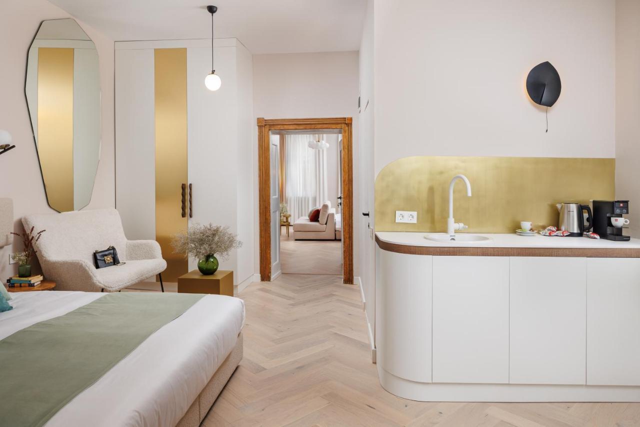 Aries' Collection Luxury Suites Braşov Eksteriør bilde