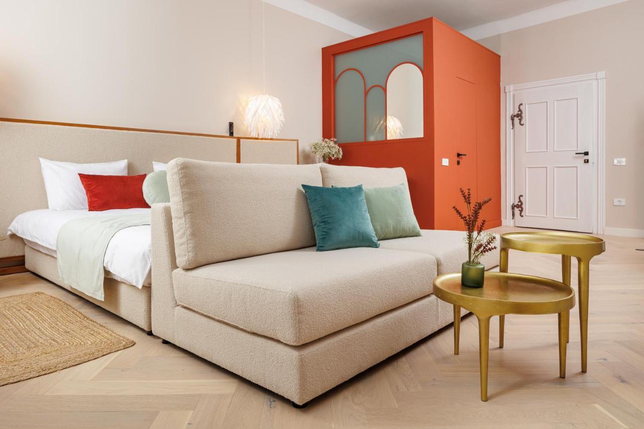 Aries' Collection Luxury Suites Braşov Eksteriør bilde